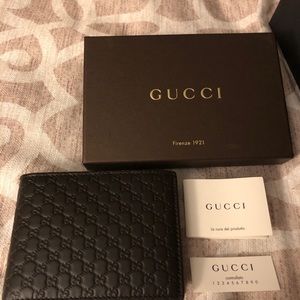 Gucci MicroGuccissima Bifold Wallet